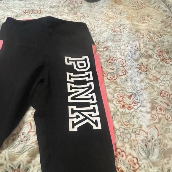 Black and Pink Leggings - Picture 2 of 3